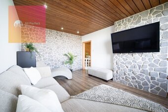 Na prenájom štýlový 2,5-izbový byt v centre Serede – po komp - 6