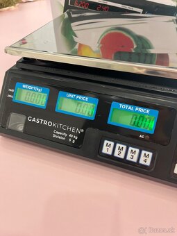 PREDÁM - Digitálna stolová váha 40kg/5g – čierna - 6