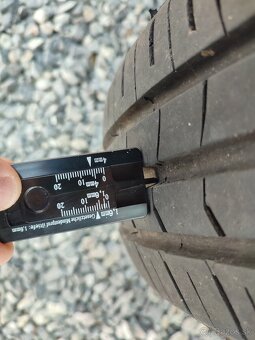 Predám 175/65 R15 - 6