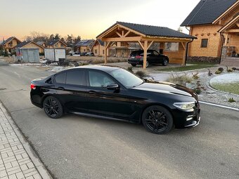 BMW 520d XDrive M-packet A/T G30 - 6