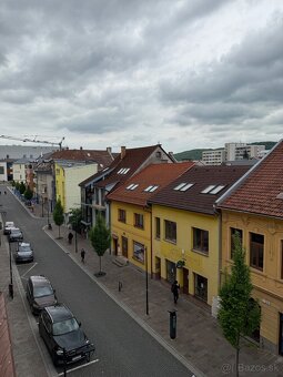 Kancelária s parkovaním na prenájom - 6