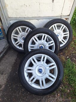 Fiat Stilo 1,6 1,9jtd rozpredám - 6