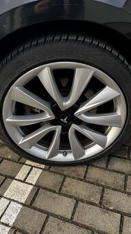 Tesla Model 3 Long Range - 6