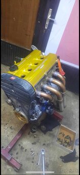 Swift gti twincam - 6
