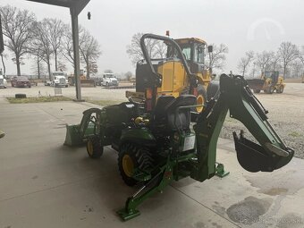 Traktor John Deere 1025R - 6