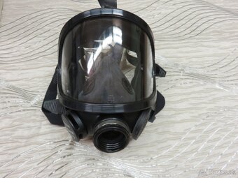 Plynové masky - 6