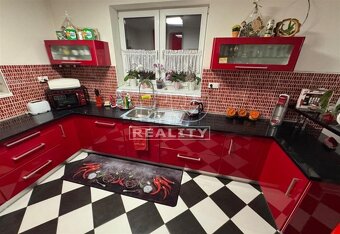 Rodinný dom na predaj - Malý Čepčín - 6