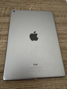 Apple iPad 5.Gen 32gb Wi-Fi Spacegray - 6