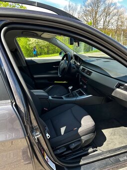 BMW e91 318i 2009 Benzín - 6