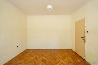 Exkluzívne na predaj 4izbový byt o výmere 87m2 v pôvodnom st - 6