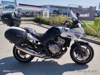 Honda CBF600F - 6