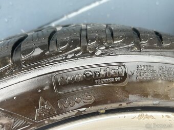 Originál BMW zimná sada 225/45 R18 Goodyear - 6