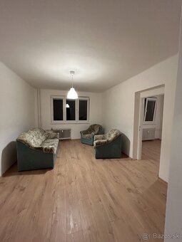 ŠTÝLOVÝ 3-IZBOVÝ BYT S BALKÓNOM – 5 MINÚT OD CENTRA - 6