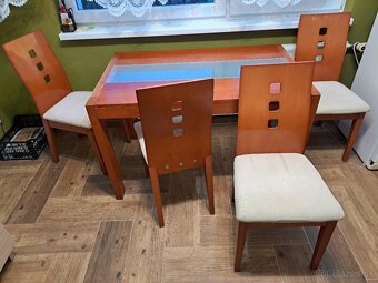 Kuchynský stôl a stoličky - 6