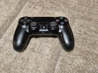 Playstation 4 Pro 1TB - 6