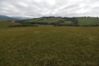 Stavebný pozemok o výmere 5668m2, Pavlova Ves, okres LM - 6