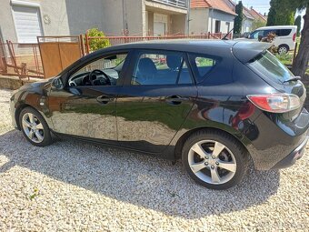 Mazda 3---1.6i-benzin--77Kw-105Ps-najazdené.-157300km - 6