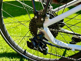 Elektrobicykel Bikee Crossroad. -Top Stav... - 6