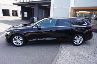 Volvo V60 II D4 AWD Drive-E AUT MOMENTUM PRO Jul 2020 - 6
