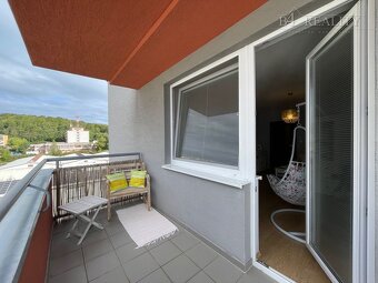 Slnečný 2 izbový byt 64 m2 + 5 m2 balkón, parkovacie státie, - 6