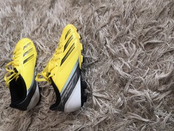 Predám detske kopačky adidas nosené par tréningov - 6