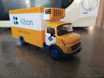 1:43 Mercedes Benz - 6
