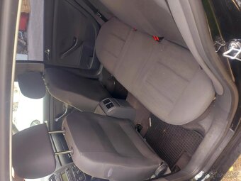 Predám VW Golf V Benzín - 6