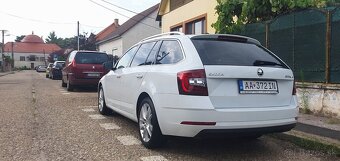 Škoda Octávia Combi 2.0 TDI STYLE M6 / r.v.2020 / - 6