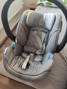 Predám autosedačku(vajíčko) CYBEX - 6