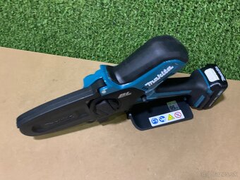 Makita UC100DZ01 Aku prerezávacia píla 100 mm Li-ion CXT 12V - 6