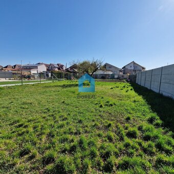 DOREAL / NA PREDAJ STAVEBNÝ POZEMOK V OBCI ČERVENÍK - 6