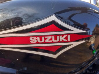 Suzuki intruder 600 - 6