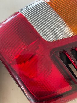 Jeep Grand Cherokee zadné svetlá 2002 - 6
