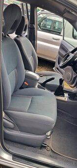 Rav 4 2.0 benzin 110 kw 4x4 bez korozie z Francuzska - 6