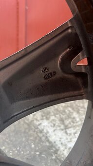 Original elektróny Audi R19 Y-spoke - 6