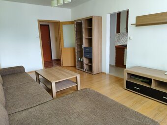 Prenájom 3 izbový byt, začiatok Petržalky, ihneď voľný - 6