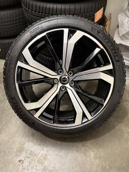 Zimná sada 5x108 R21 , 255/40/21 Volvo XC60 - 6