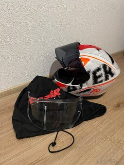 Predám helmu Lazer - 6
