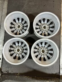 Audi original super stav R15 5x100 et38 6J TopStav - 6