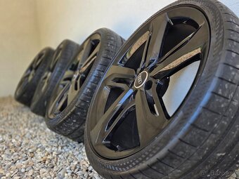 Audi Blade R21 Racing Line 5x112 - 6