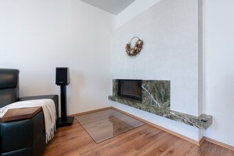 4-izbový byt s krbom a parkovaním–Bratislava, Nivy - 6