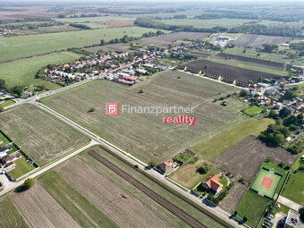 Na predaj stavebný pozemok o rozlohe 2924 m² - 6