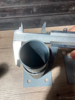 Nátrubok s platňou -  jednoduchá montáž stĺpikov - 6