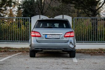 Mercedes-Benz B trieda 180 d / SVK / NELAKOVANÉ / FULL SERVI - 6