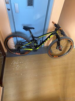 Predám SCOTT spark 9000 top model carbon - 6