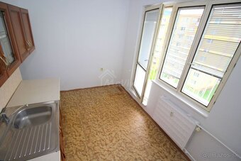 PREDAJ 1 izb BYT 41m2 s balkónom J.Krála Partizánske - 6