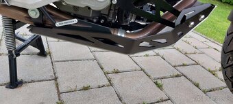 Suzuki V-strom 650 XT - 6