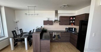 Krásny 3i byt v komplexe Tri Veže - 6