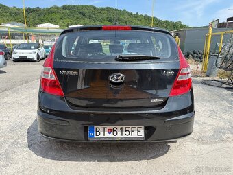 Hyundai i30 CW 1.6 CRDi -Len 142tis. KM- 116k Comfort - 6