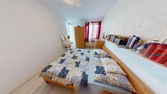 Rodinný dom na pozemku 2200m² s možnosťou ďalšej výstavby (K - 6